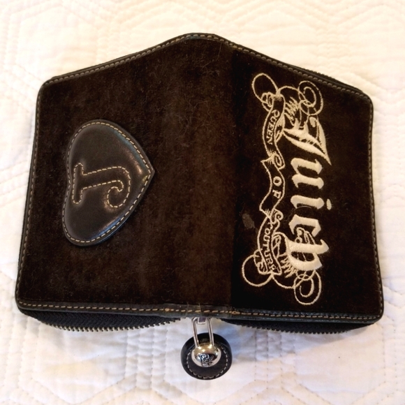 Y2K Juicy Couture black velvet Daydreamer wallet - Picture 2 of 4